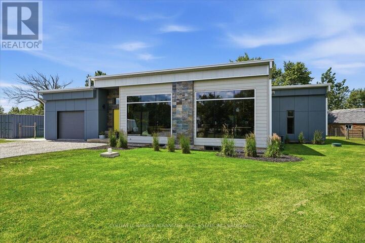 Property Photo: 817 Doans Ridge Road ON L3B 5N7