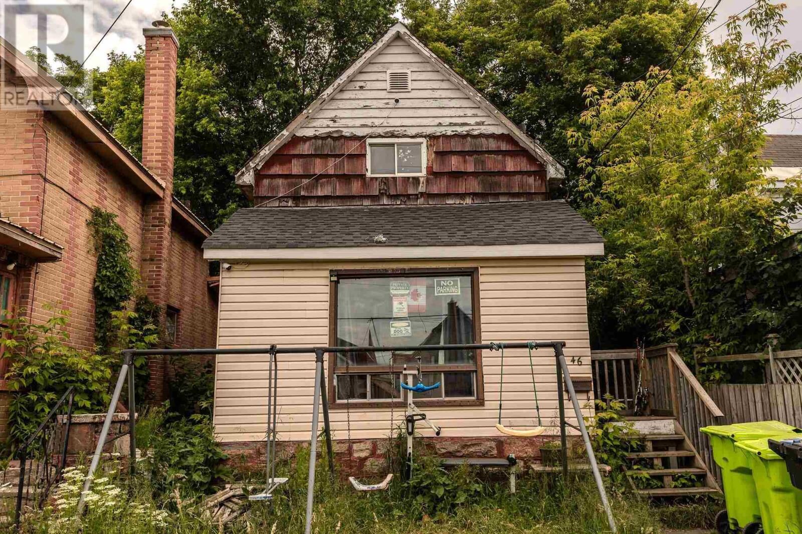 Property Photo:  46 Edinburgh St  ON P6A 1K7 