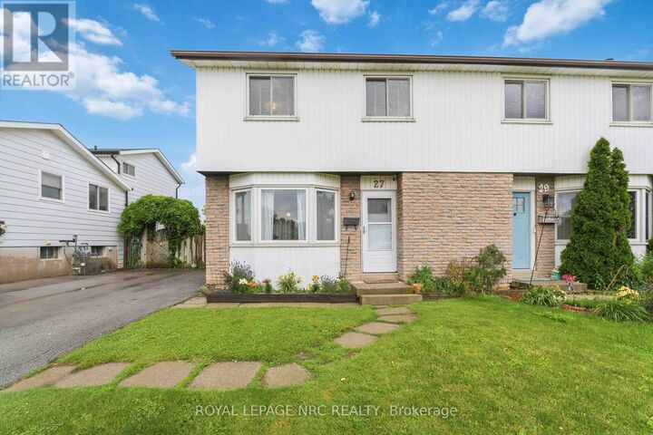 Property Photo:  27 Canterbury Drive  ON L2P 3M6 
