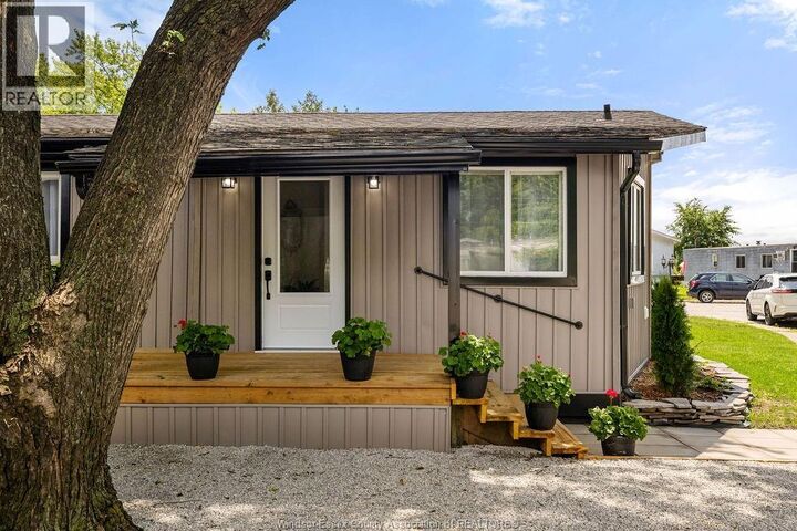 Property Photo:  162 Michael Drive  ON N8N 2V6 
