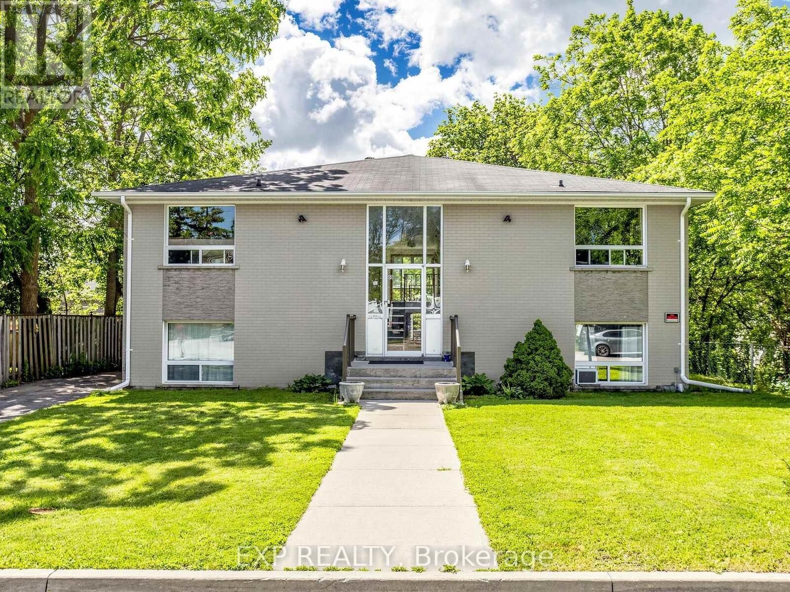 Property Photo: 89 Donald Street ON L4N 1E6