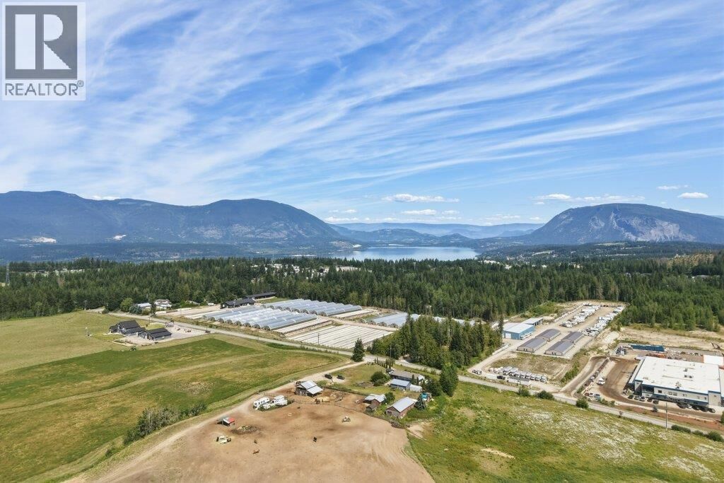Property Photo:  3580 20 Avenue Southeast  BC V1E 1X9 