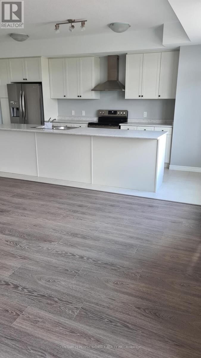 Property Photo:  42 Wheat Lane  ON N2R 0R6 