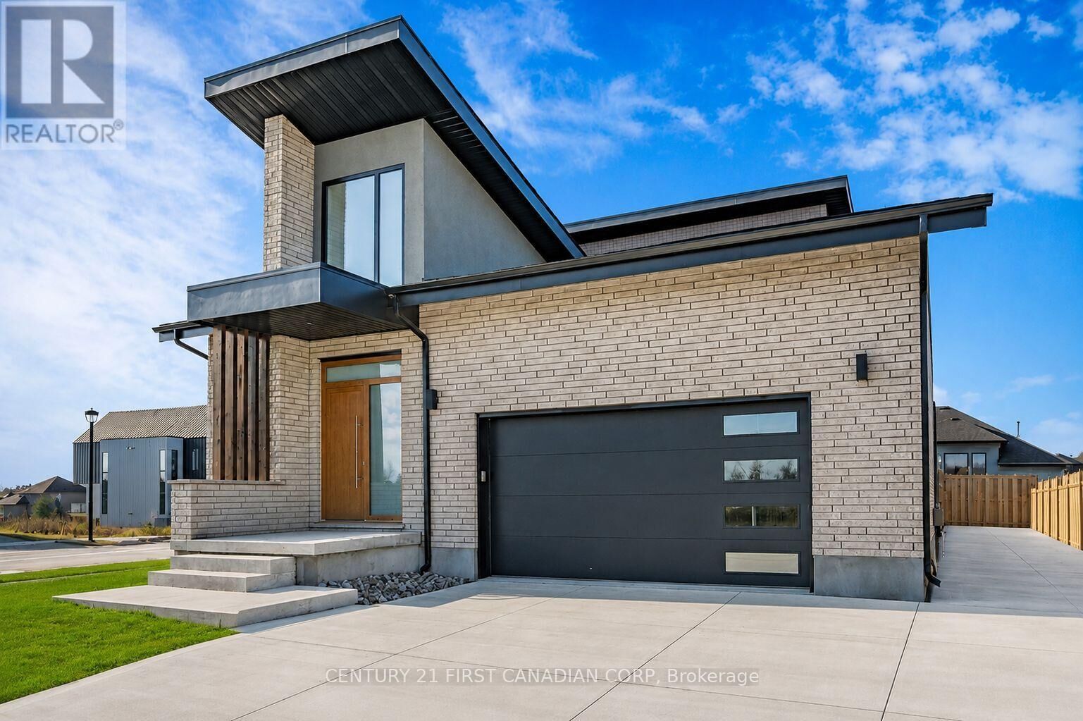 Property Photo:  3533 Silverleaf Chase  ON N6P 0G8 