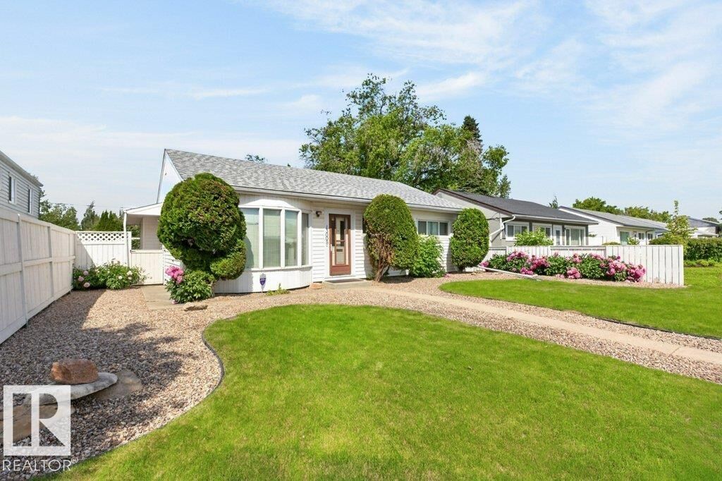 Property Photo:  13008 135 Street NW  AB T5L 1Y5 