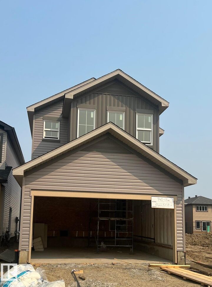 940 17 Avenue NW — photo 1