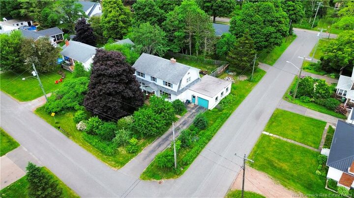 Property Photo:  1 Bennett Street  NB E4L 3M5 