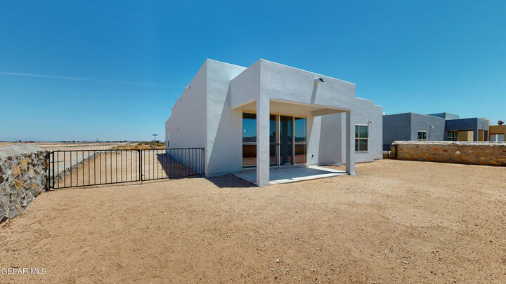 Property Photo:  1201 Golden Summer Place  TX 79928 
