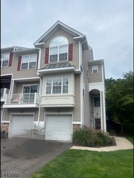 Property Photo: 93 Lakeview Ct NJ 07442