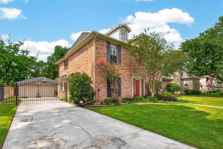 Property Photo:  18234 Oakhampton Drive  TX 77084 