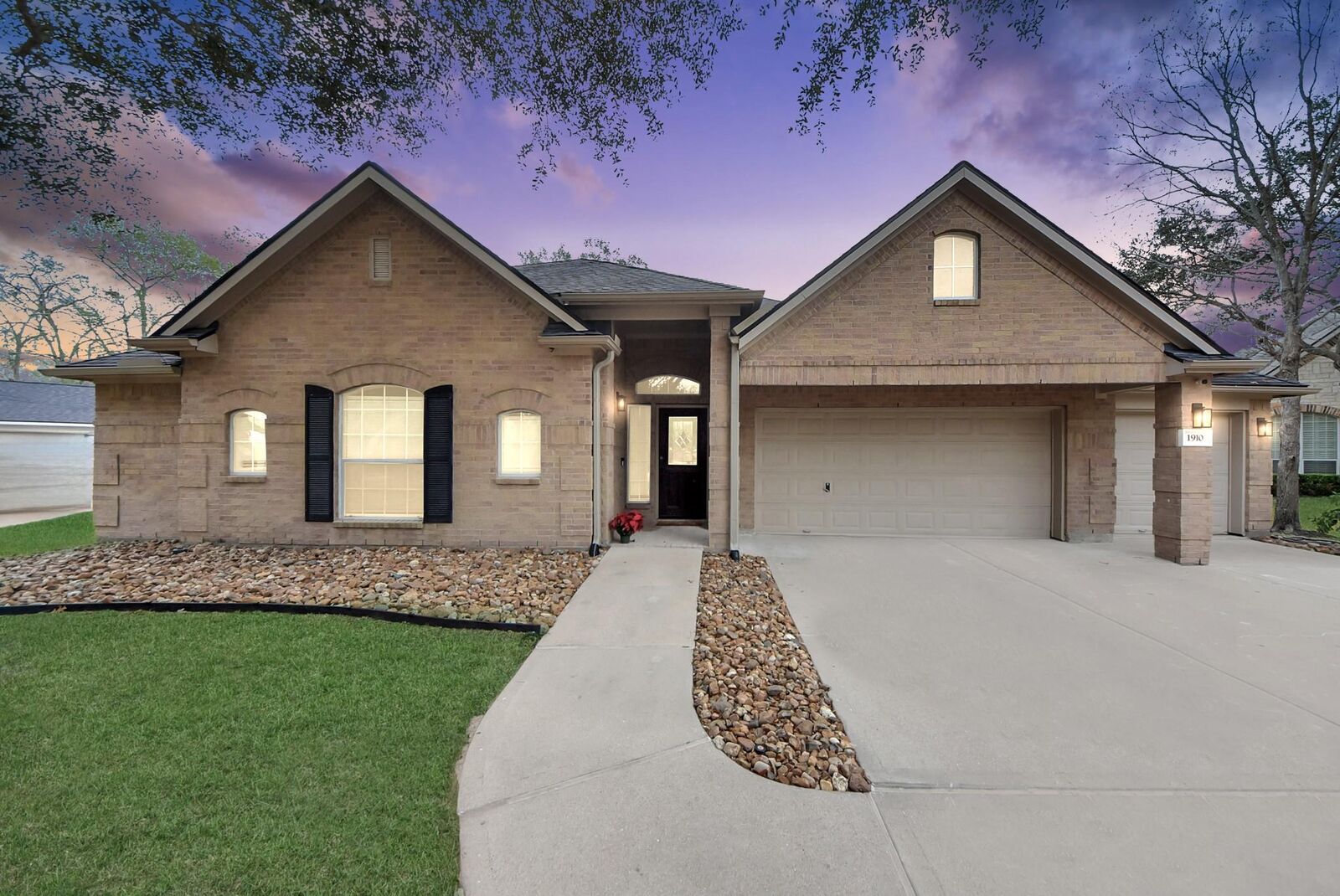 Property Photo: 1910 Fox Path Court TX 77494