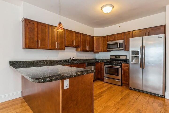Property Photo: 125 43rd St 603 NJ 07087