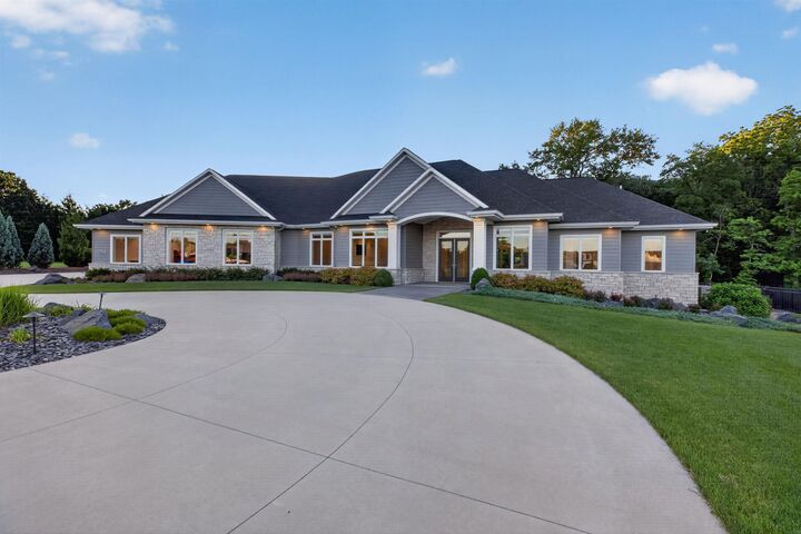 Property Photo: 1214 Lakeshore Drive IA 50613