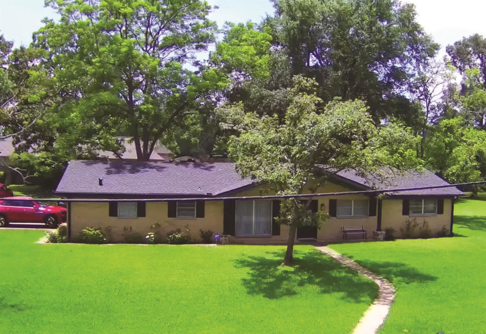 Property Photo:  517 Ronnette Dr.  TX 75703 