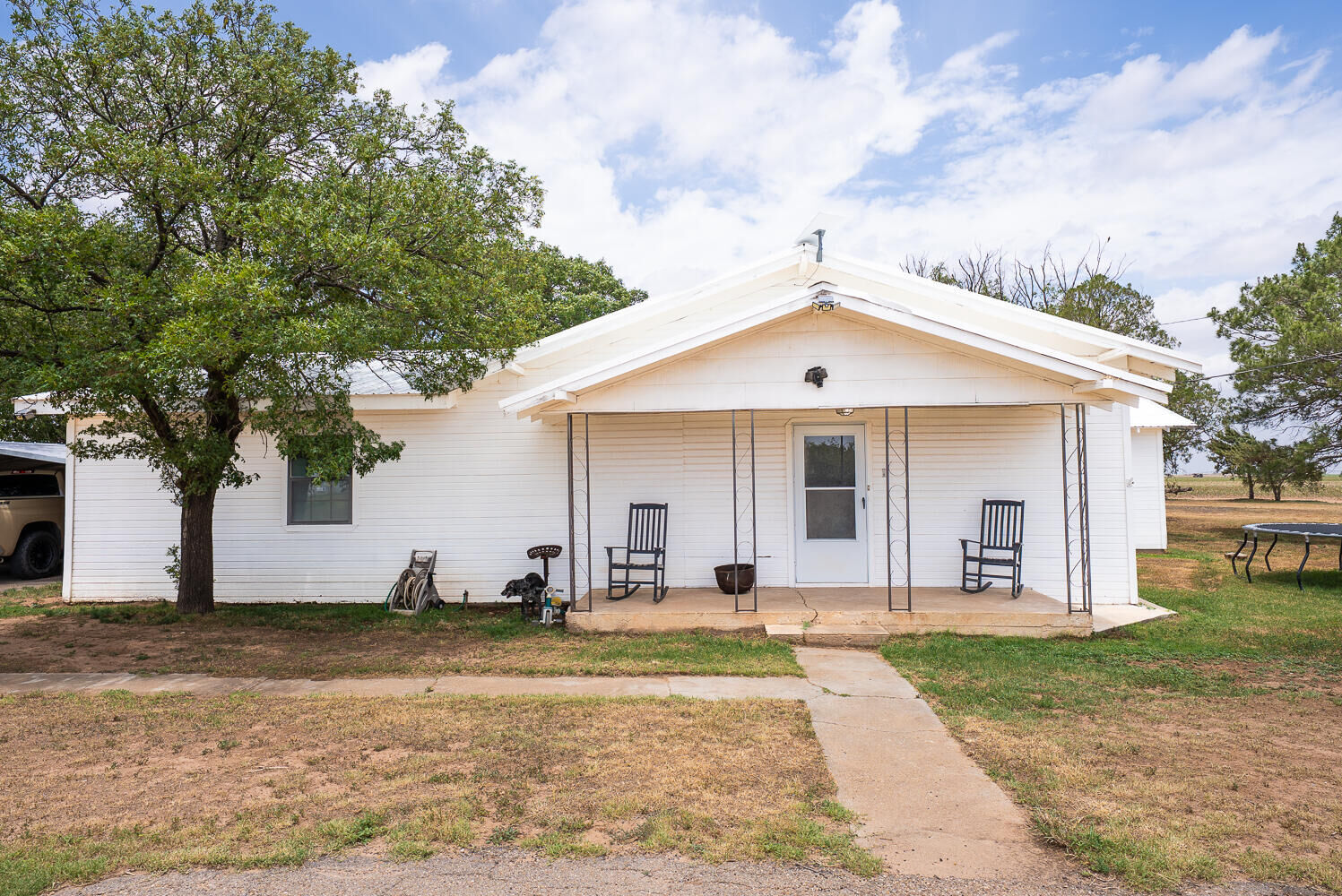 Property Photo: 8503 E County Road 5500 TX 79329
