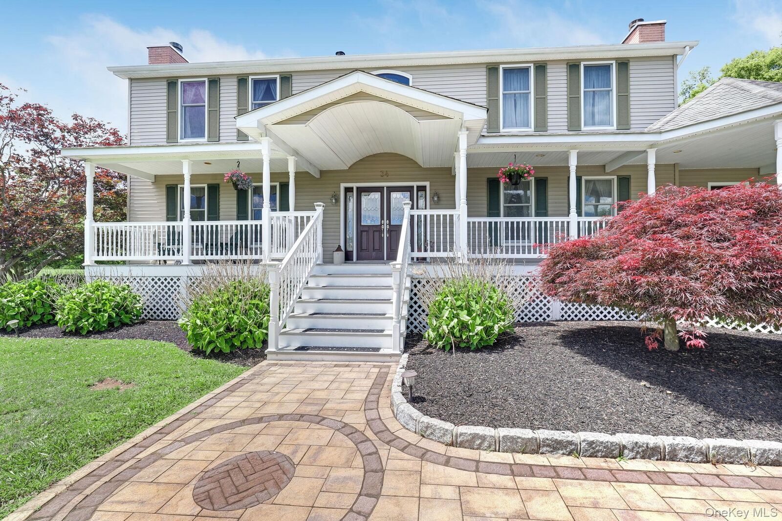Property Photo:  34 Stapleton Court  NY 10940 