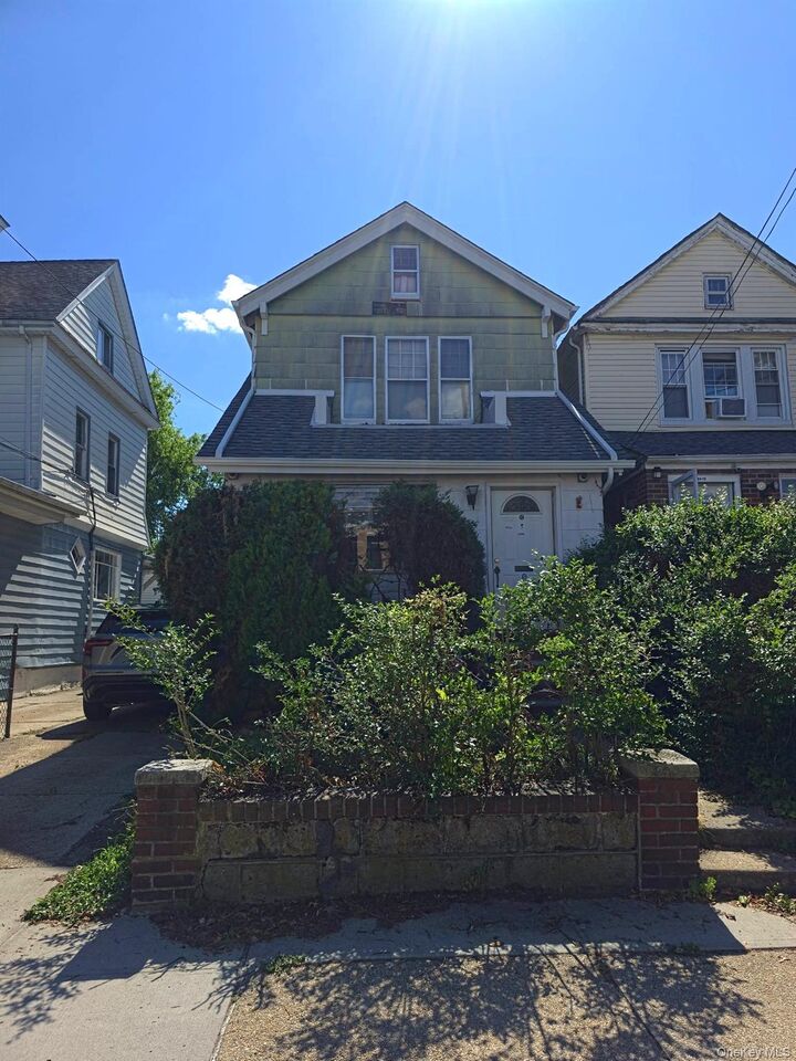Property Photo:  91-20 87 Street  NY 11421 