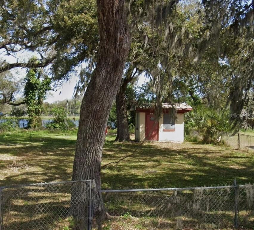 Property Photo:  529 Fulton Street  FL 32114 