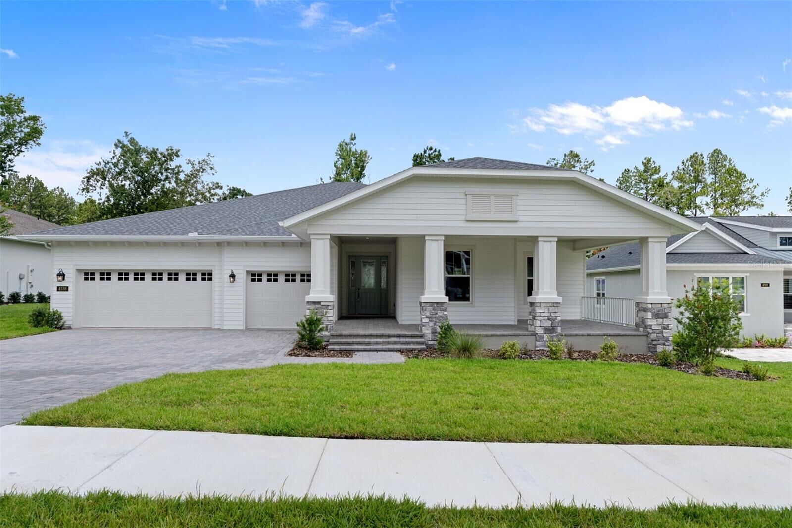 Property Photo:  4538 Majestic Hills Loop  FL 34601 