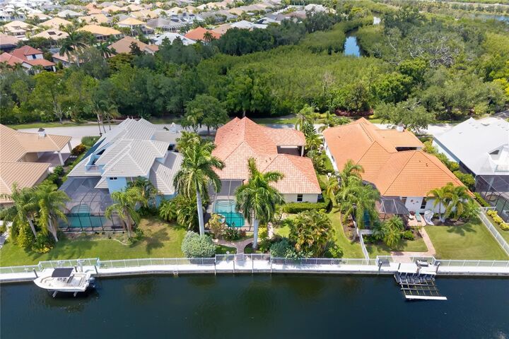 Property Photo:  4770 Mainsail Drive  FL 34208 
