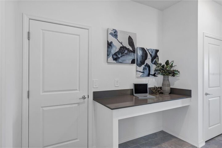Property Photo:  5614 Fiona Lane  FL 34771 