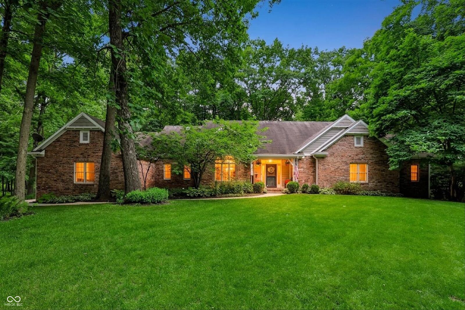 Property Photo: 11845 Deer Walk Drive IN 46034