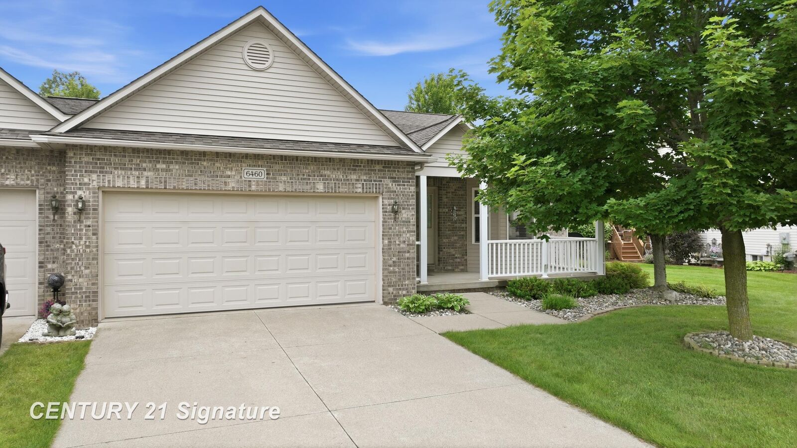 Property Photo:  6460 Royal Club Drive  MI 48433 