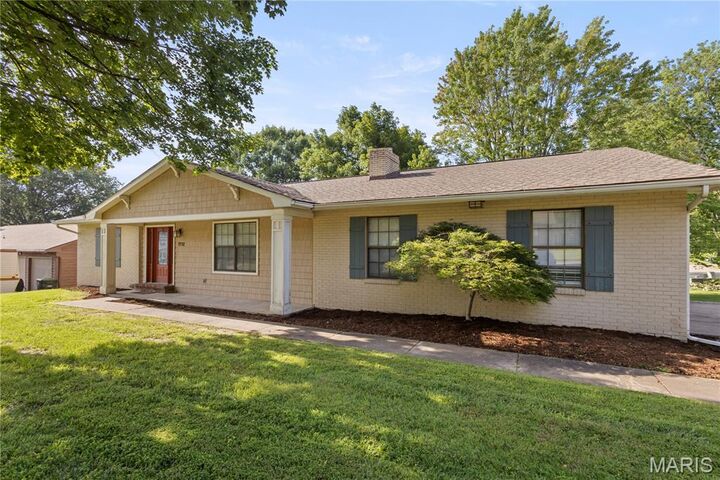 Property Photo: 1542 Saratoga Street MO 63701