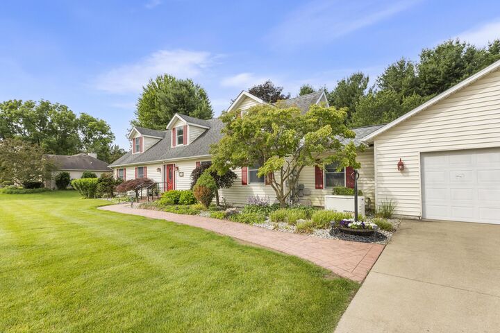 Property Photo:  481 Grand Street  MI 49036 