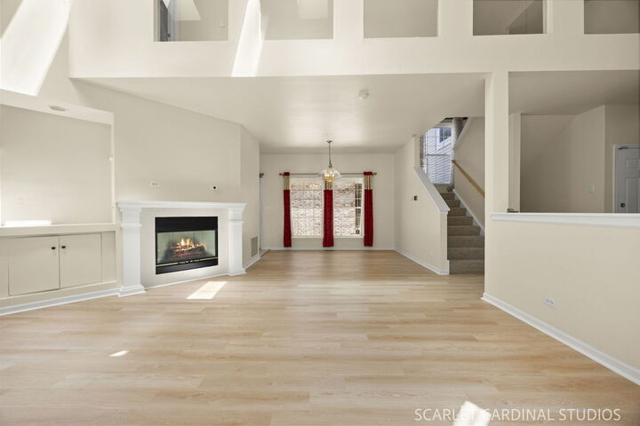 Property Photo:  1602 Astor Avenue  IL 60181 