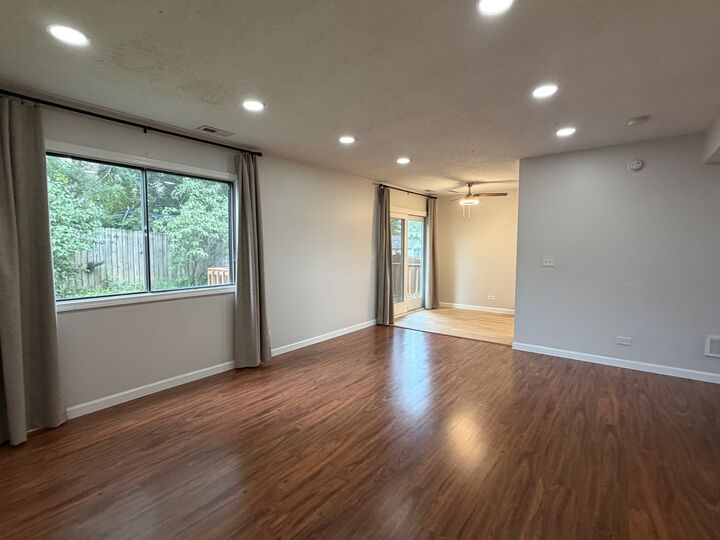 Property Photo:  2192 Wildwood Lane  IL 60133 