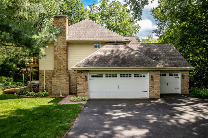 Property Photo: 11705 Braemar Circle IL 61008