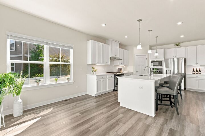 Property Photo:  1825 Tall Oaks Drive  IL 60002 