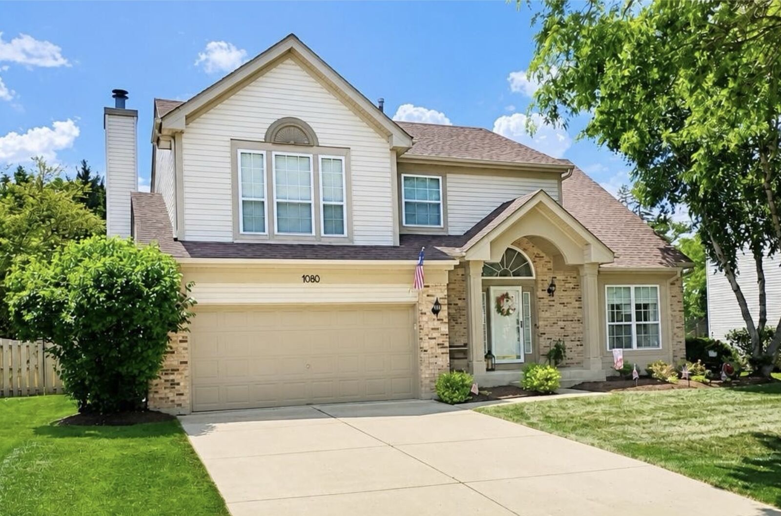 Property Photo: 1080 Victoria Drive IL 60021