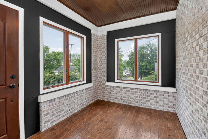 Property Photo: 427 Grant Street IL 60439