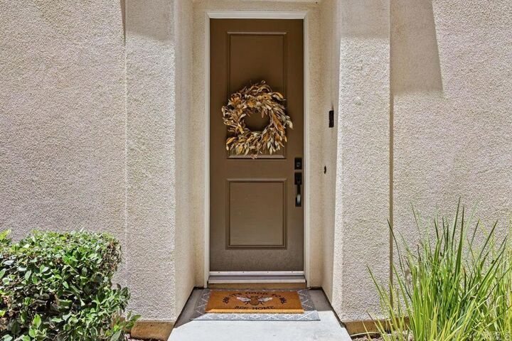 Property Photo:  3266 Vestra Way  CA 92010 