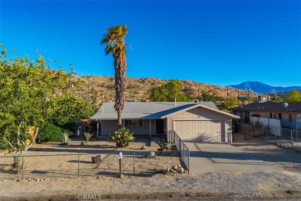 Property Photo: 49455 Rosella CA 92256
