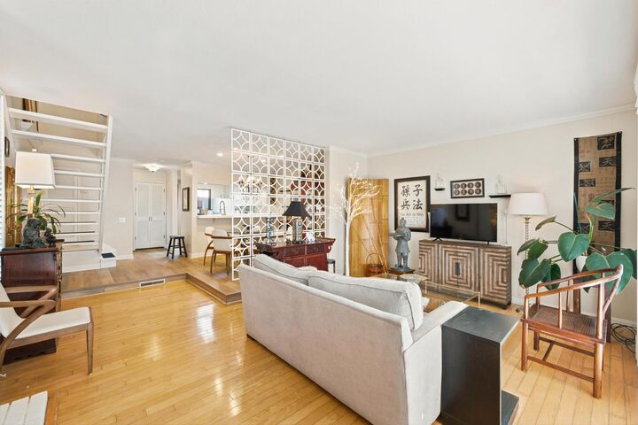 Property Photo:  2254 Woodside Lane 6  CA 95825 