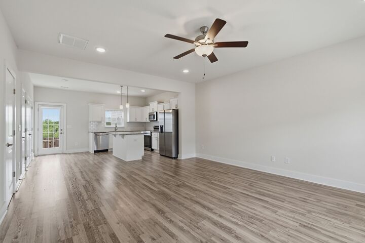Property Photo:  136 Dry Creek Commons Dr  TN 37072 