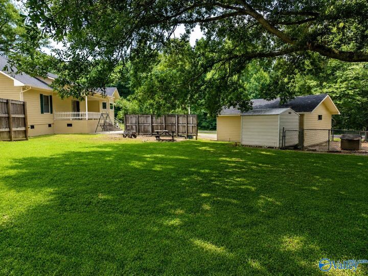 Property Photo: 34 Weatherly Avenue AL 35950