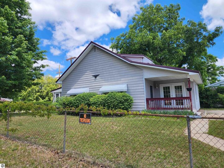 Property Photo:  295 Birch Street  MI 48625 