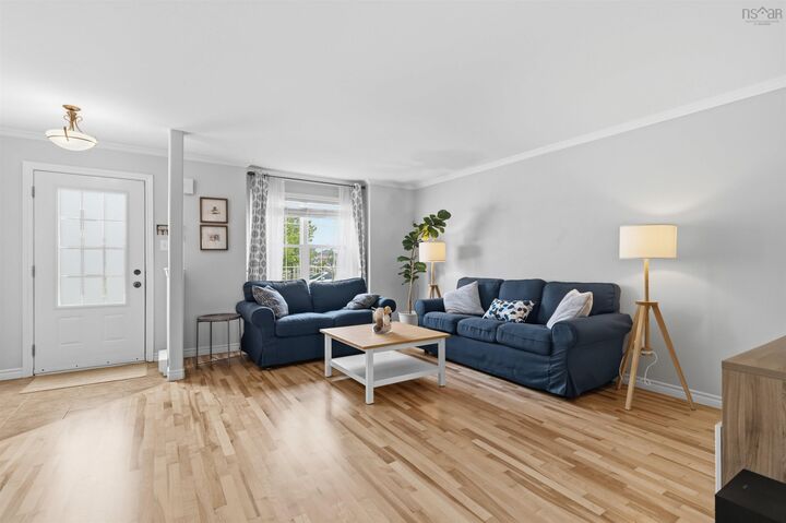 202 Transom Drive — photo 1