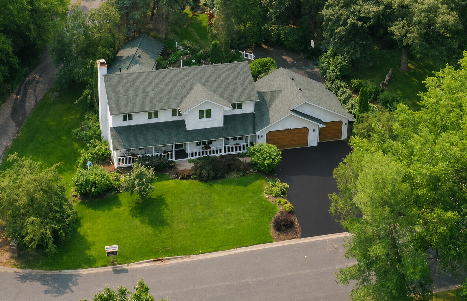 Property Photo:  1364 Chatterton Court  MN 55123 