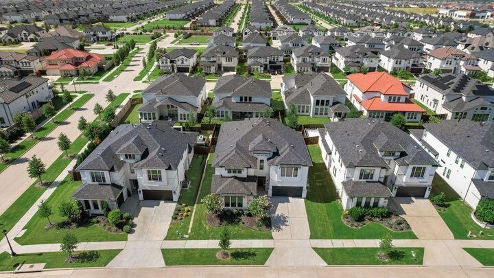 Property Photo:  12436 Compassplant Drive  TX 75035 