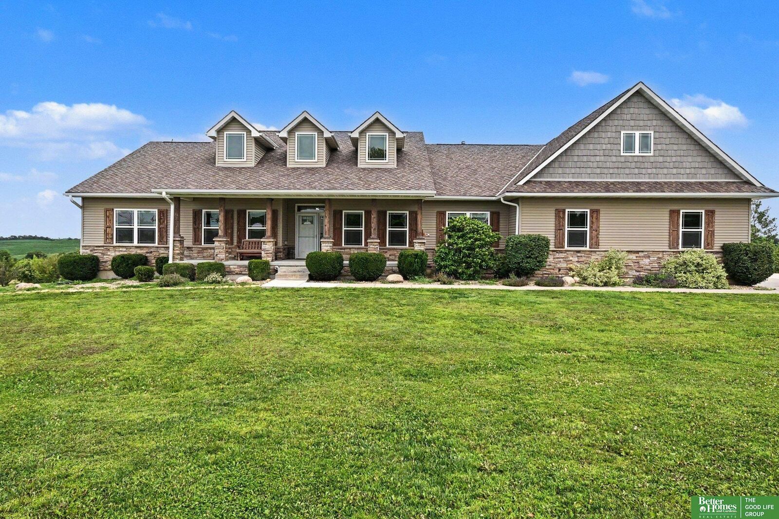 Property Photo:  10383 12th Street  NE 68409 