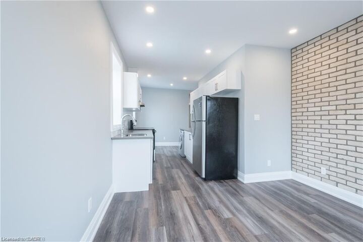 Photo de la propriété:  303 Barton Street E 3  ON L8L 2X4 