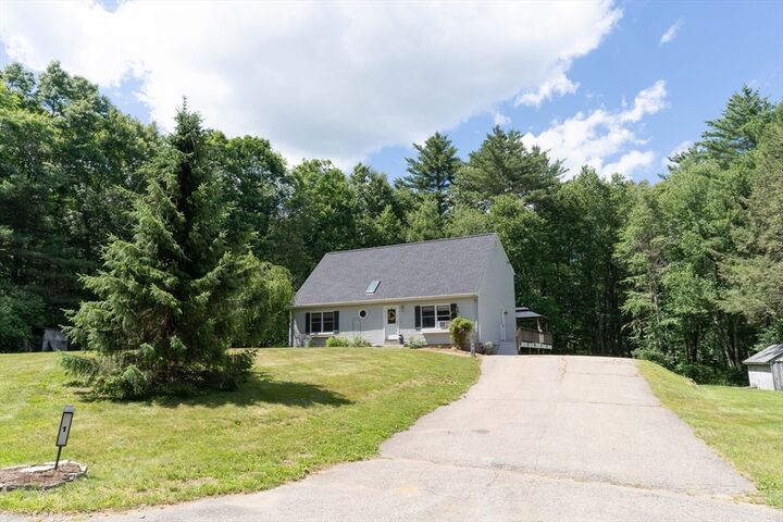 Property Photo:  1 Barefoot Ln  MA 01506 