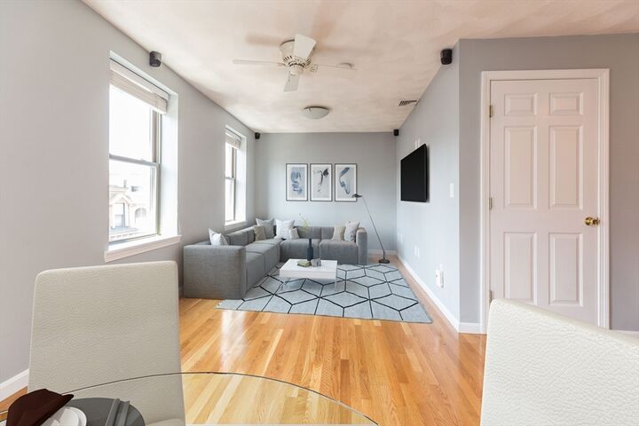 Property Photo: 147-149 Richmond St 5 MA 02109