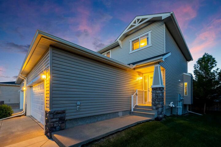 Property Photo:  43 Arbours Circle NW  AB T0J 1X2 