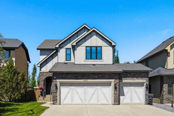Property Photo:  1405 Montrose Terrace SE  AB T1V 0B4 